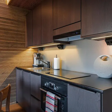 Moonlight 107 レヴィ