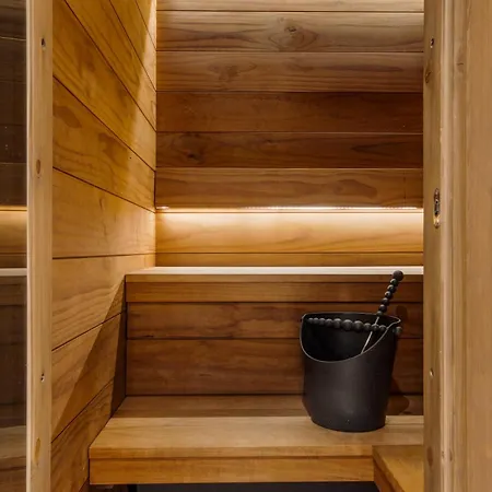 Moonlight 107 * 레비